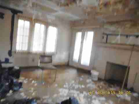 3345 Burlingame (7)_m.jpg